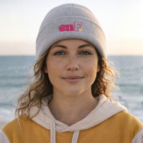 Bonnet brodé « En F. »