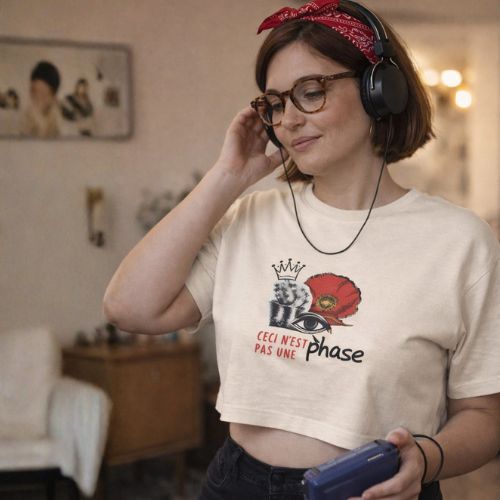 Crop Top « Ceci n&rsquo;est pas »